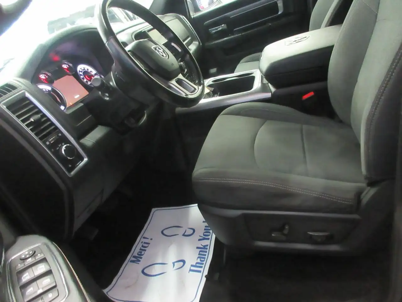 RAM 1500 снимка RAM 1500