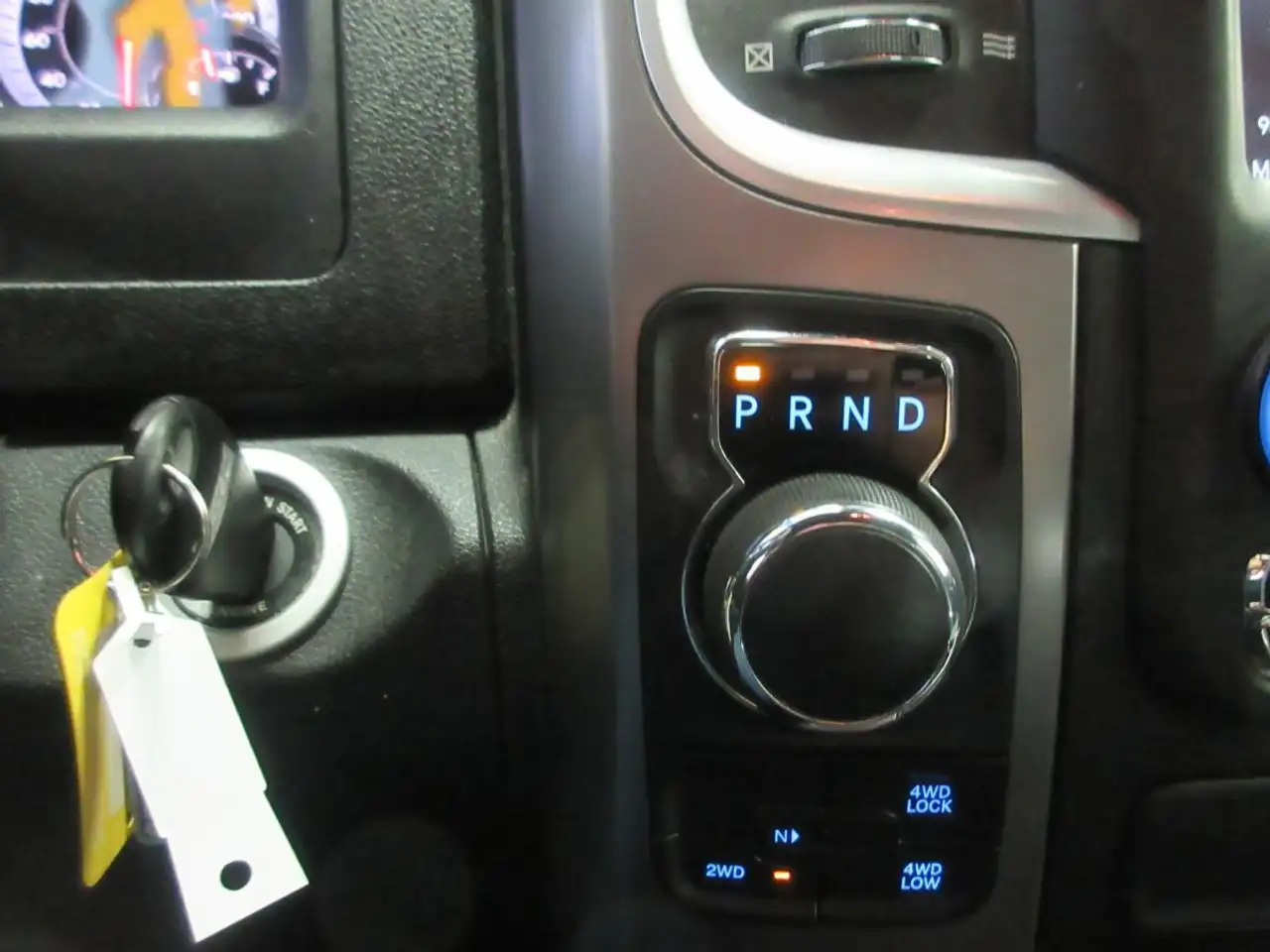 RAM 1500 снимка RAM 1500