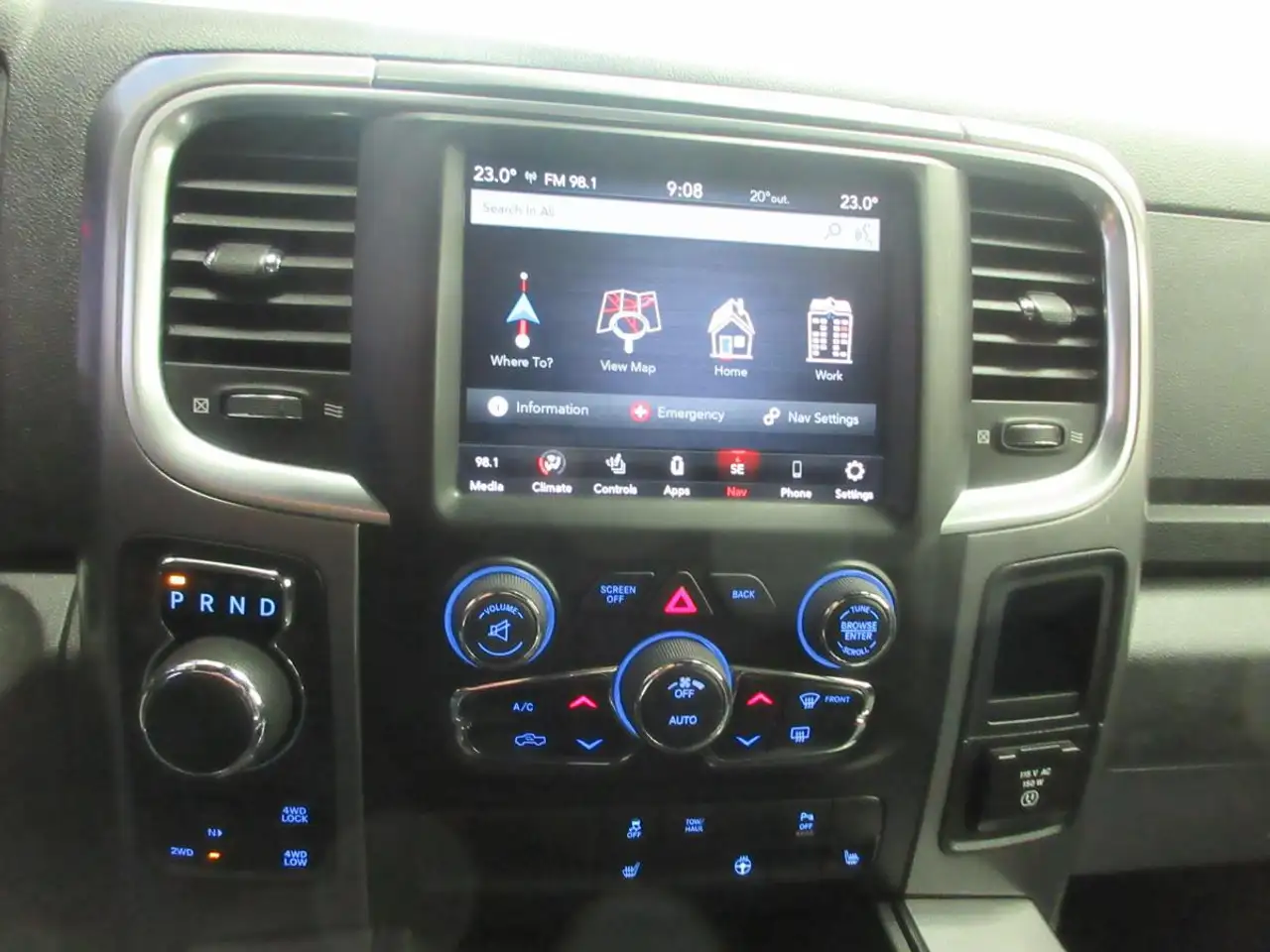 RAM 1500 снимка RAM 1500