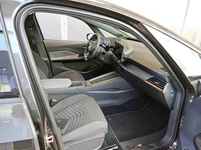 Cupra Born view 7