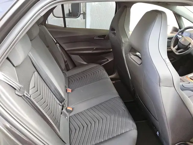 Cupra Born view 10