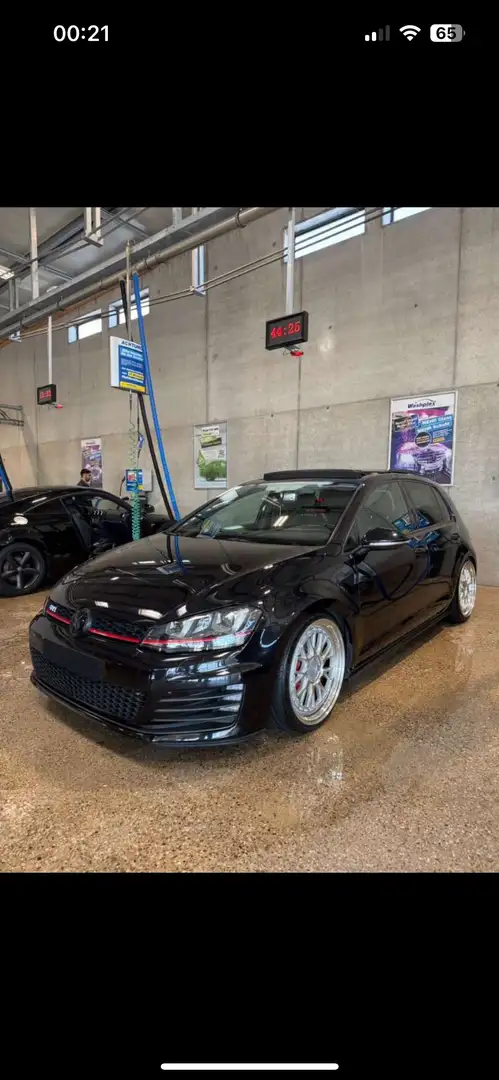 Volkswagen Golf GTI 2,0 TSI Performance - 1