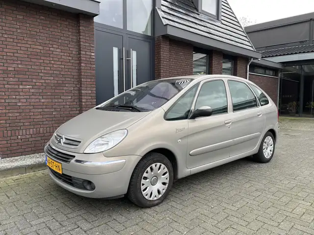 Citroen Xsara Picasso 1.6i-16V Caractère NIEUWE KOPPELING!! NIEUWE APK!!
