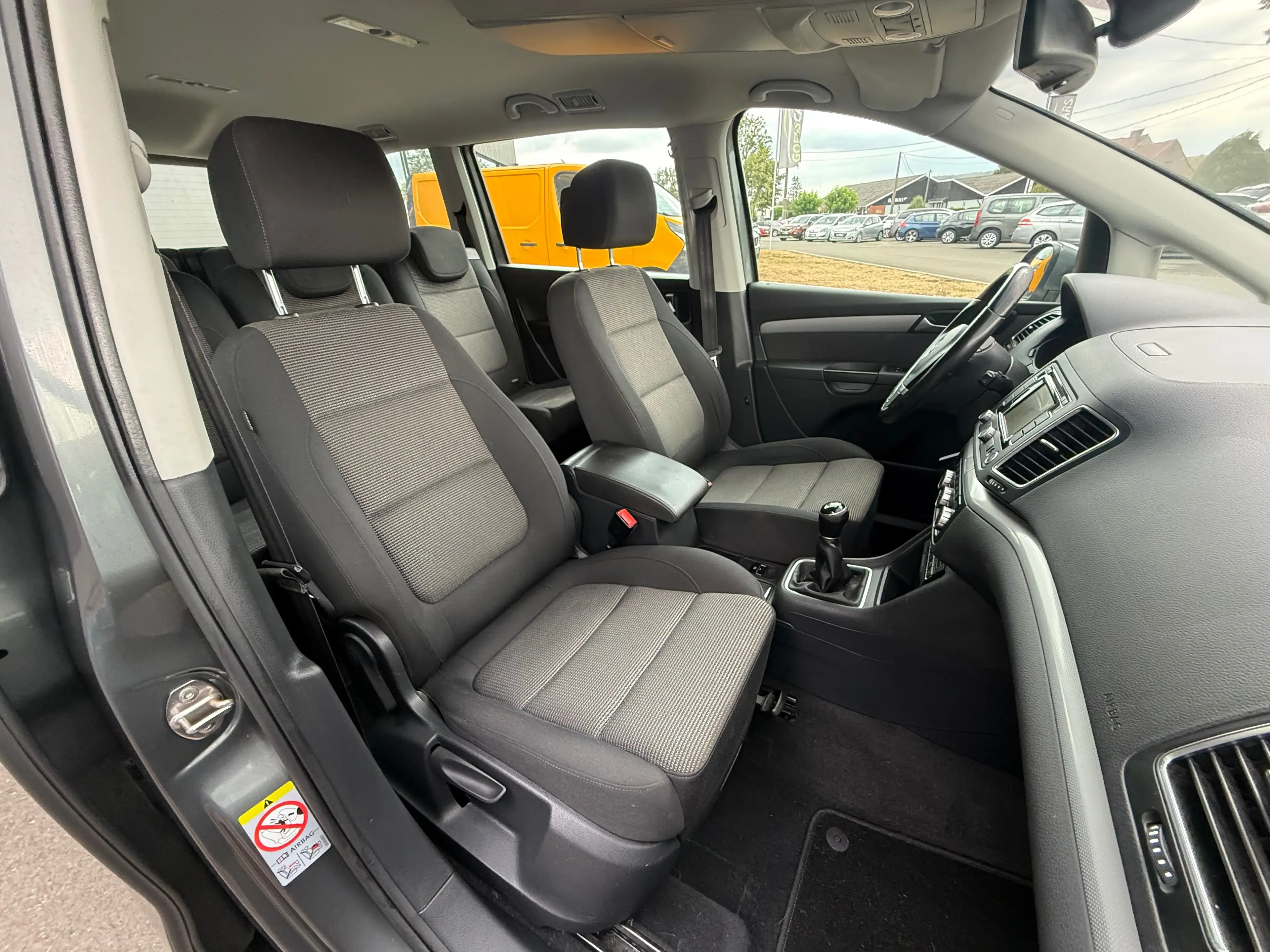 Volkswagen Sharan Sharan 2.0TDi 7 PLACES,CRUISE,CLIM,SIÈGES CHAUFFANTS… — photo 6