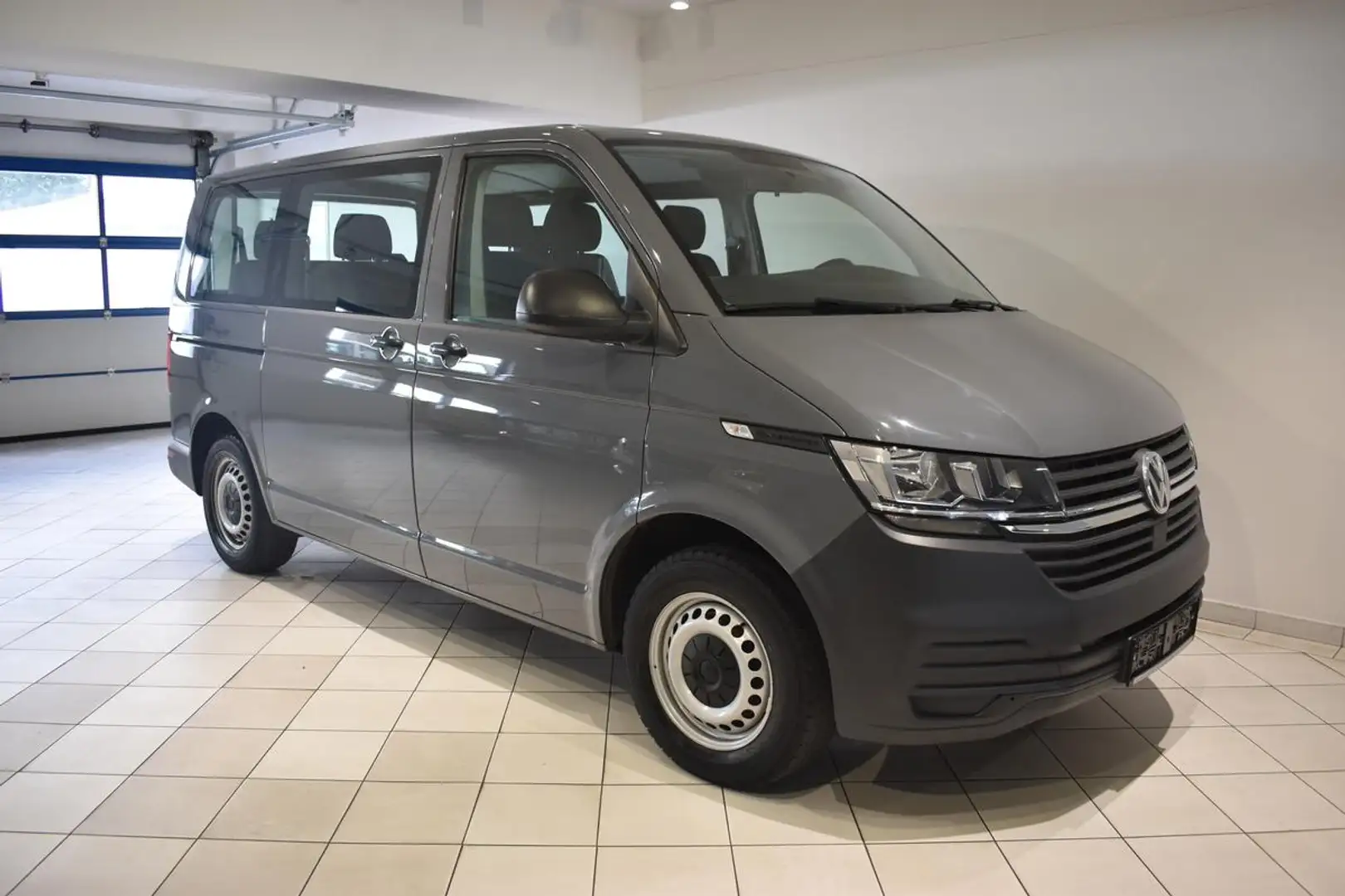 Volkswagen T6 Kombi 2.0TDI Kombi 9 Sitze 2.Heizung PDC Grau - 1