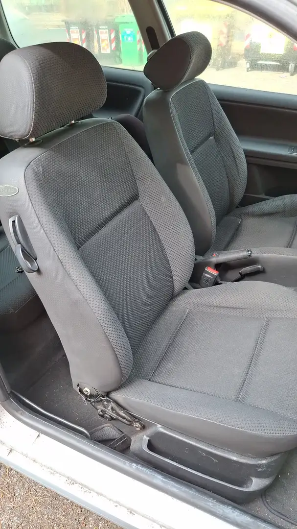 Volkswagen Polo Polo III 1999 3p 1.0 Air Argento - 1