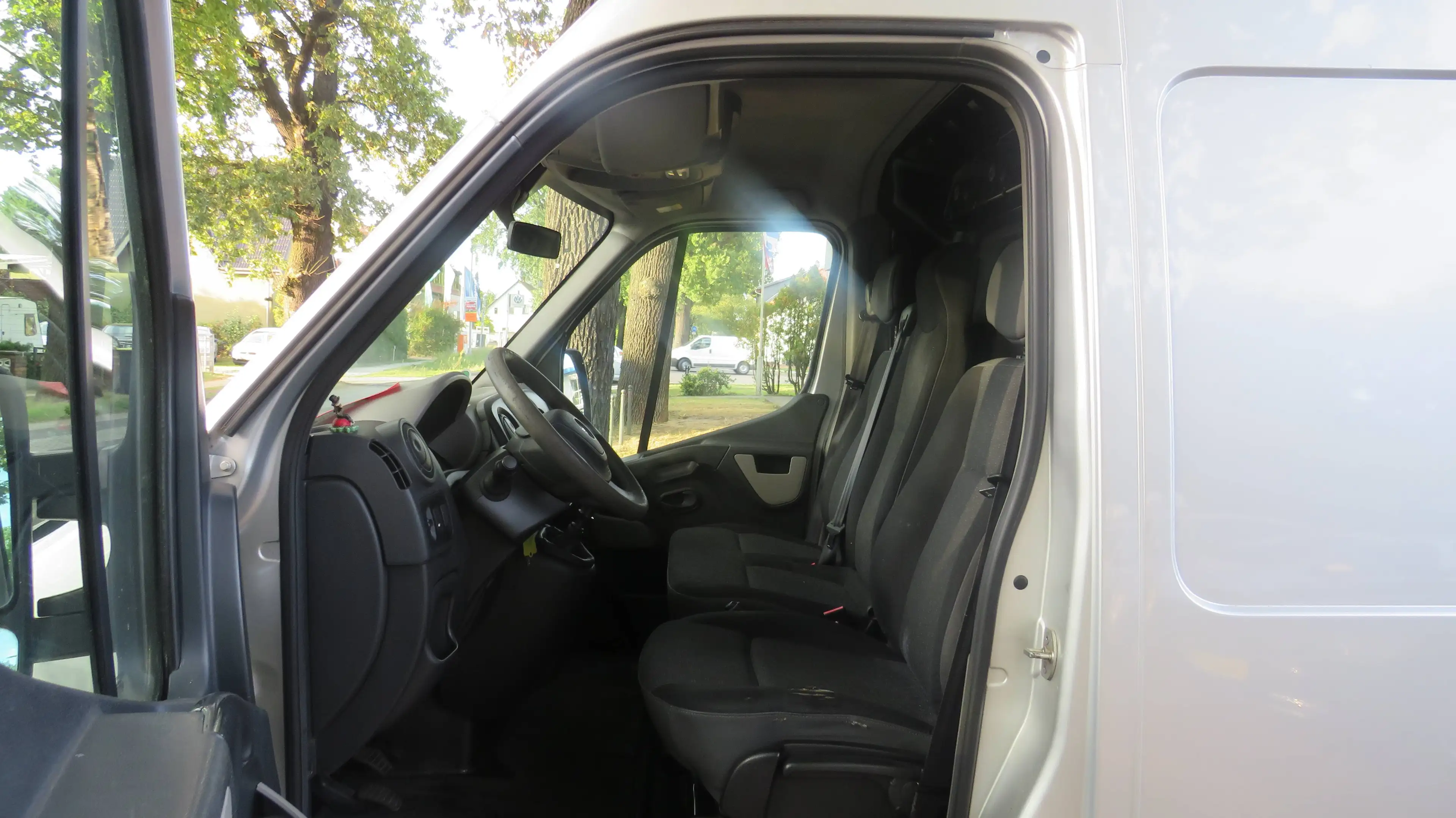 Opel Movano HKa L2H2 3,3t — photo 9