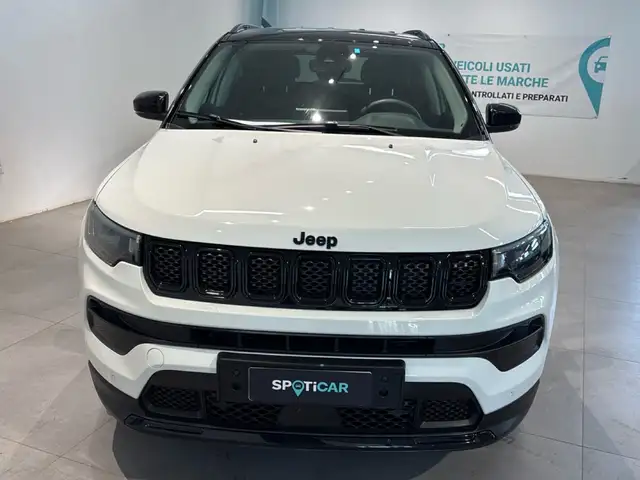 Jeep Compass view 2
