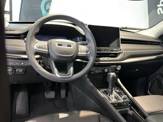 Jeep Compass view 11