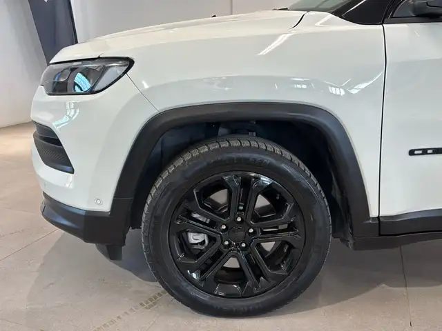 Jeep Compass view 8