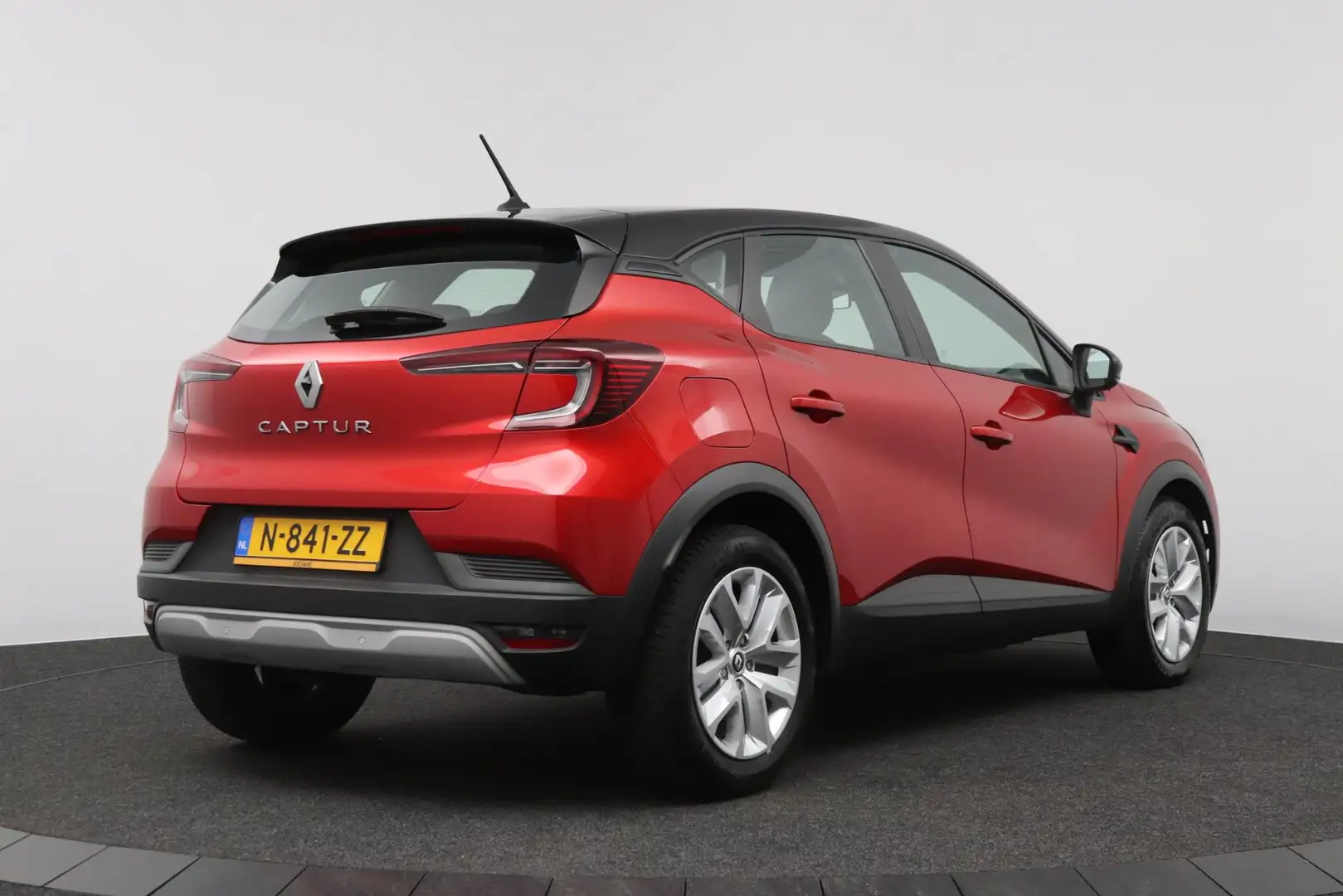 Renault Captur 1.0 TCe 90 Zen | Camera | Stoel/Stuur verwarming | Rouge - 2