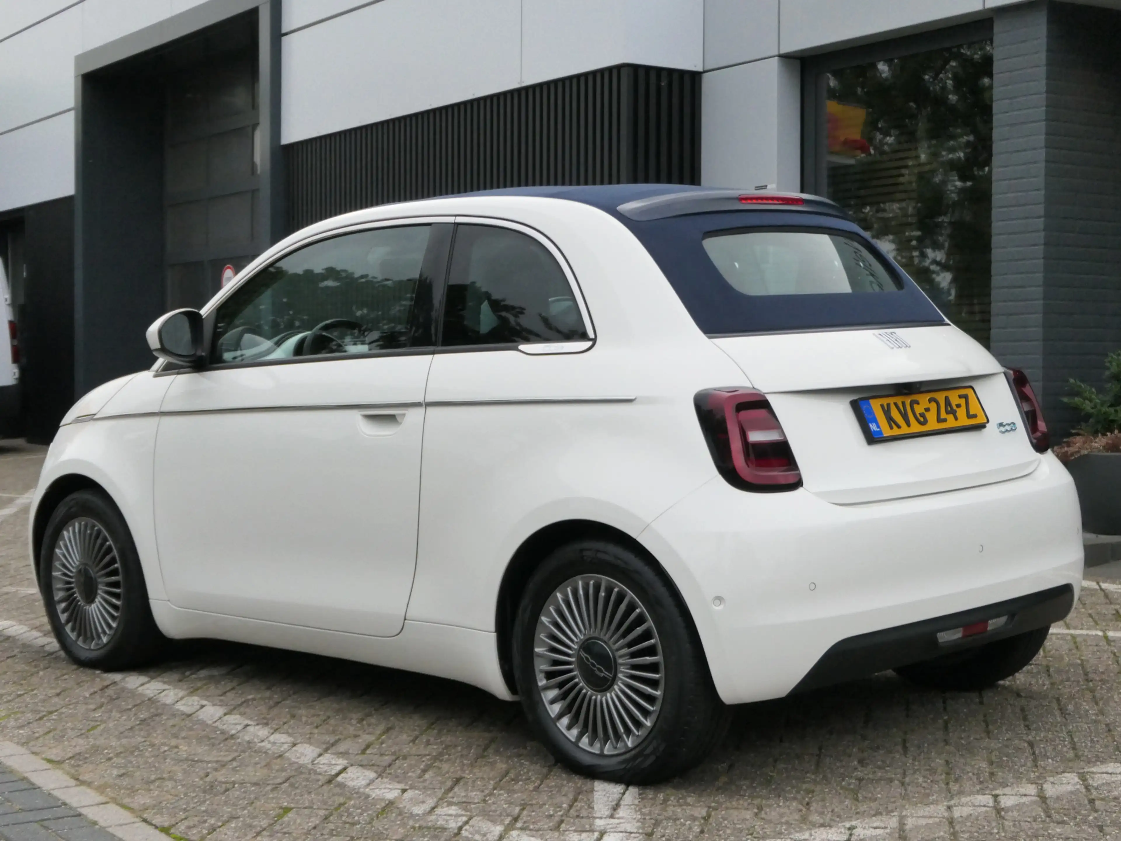 Fiat 500C Icon 42 kWh | Winter Pack | 100% elektrisch — photo 6