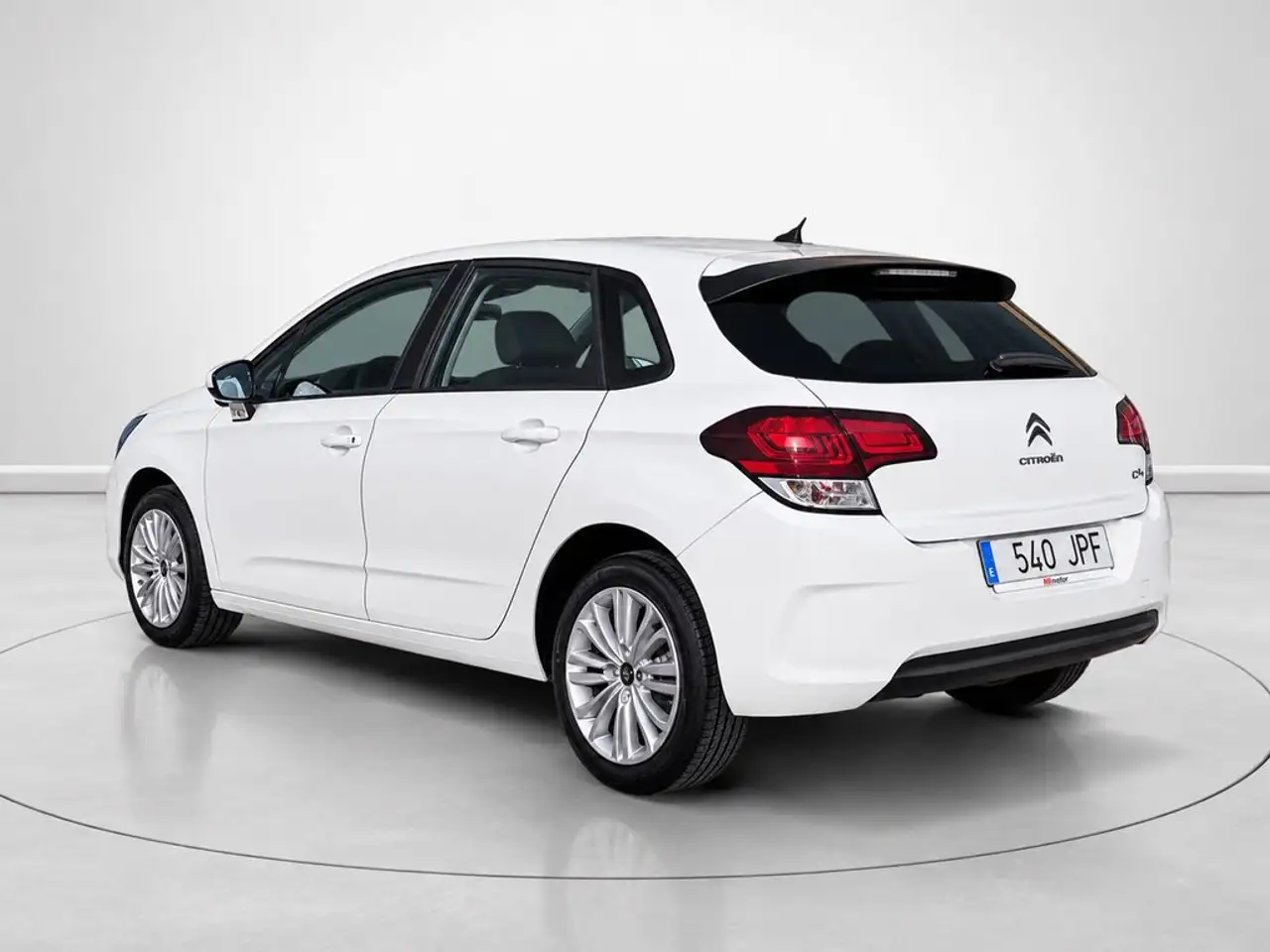 2016 Citroen C4 1.2 PureTech Live Edition 110, photograph 5