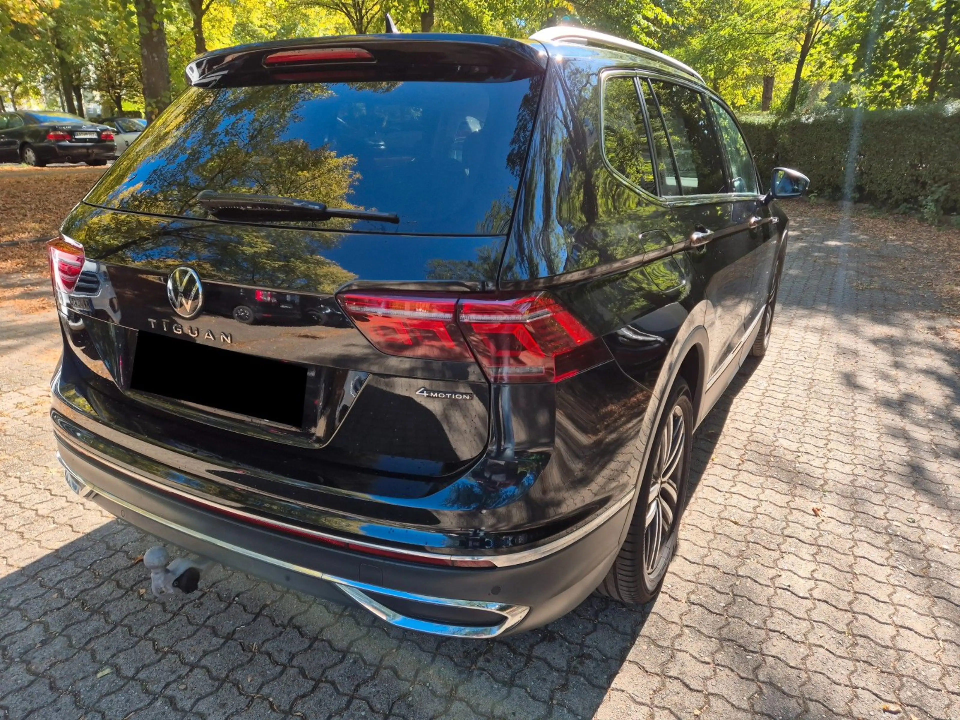 Volkswagen Tiguan Allspace 2.0TDIElegance 4MAlcant 16999NETT — photo 8