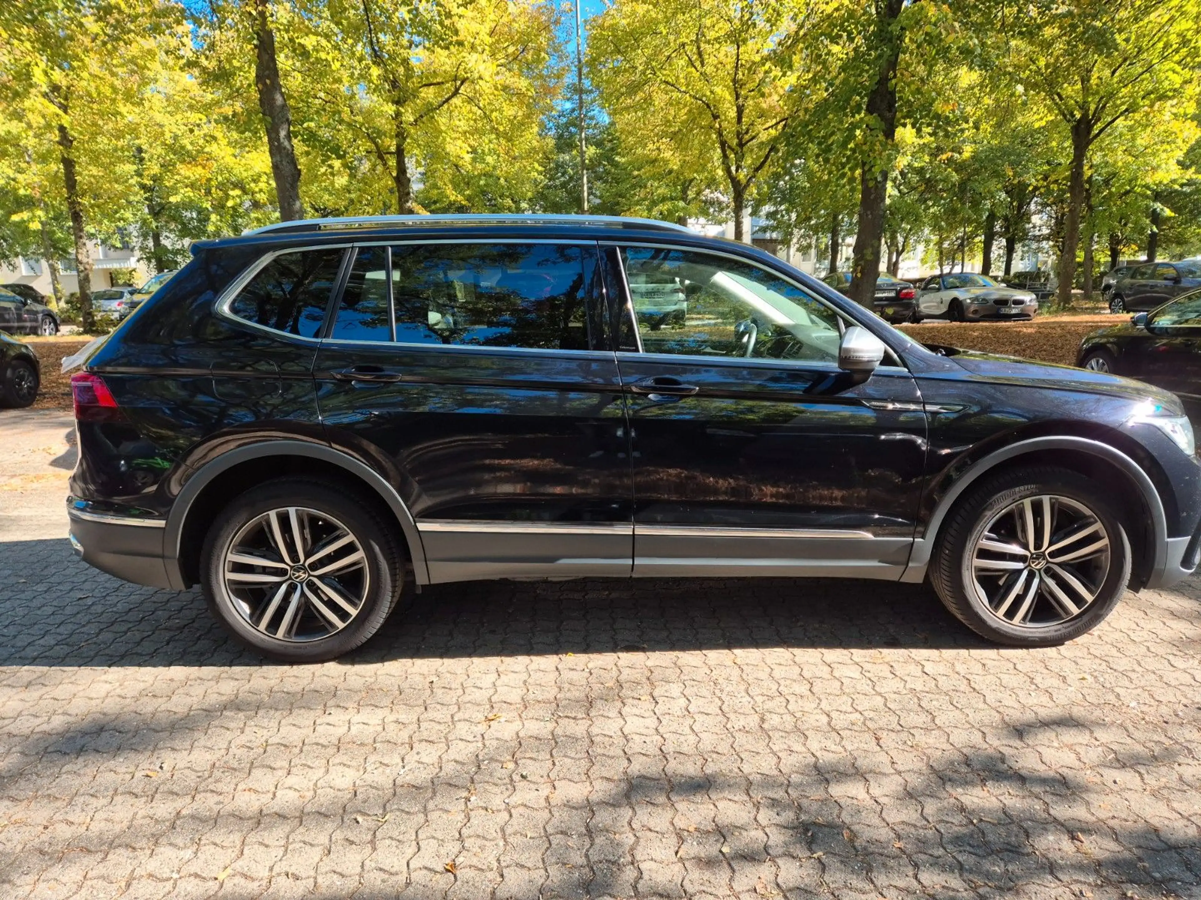 Volkswagen Tiguan Allspace 2.0TDIElegance 4MAlcant 16999NETT — photo 6