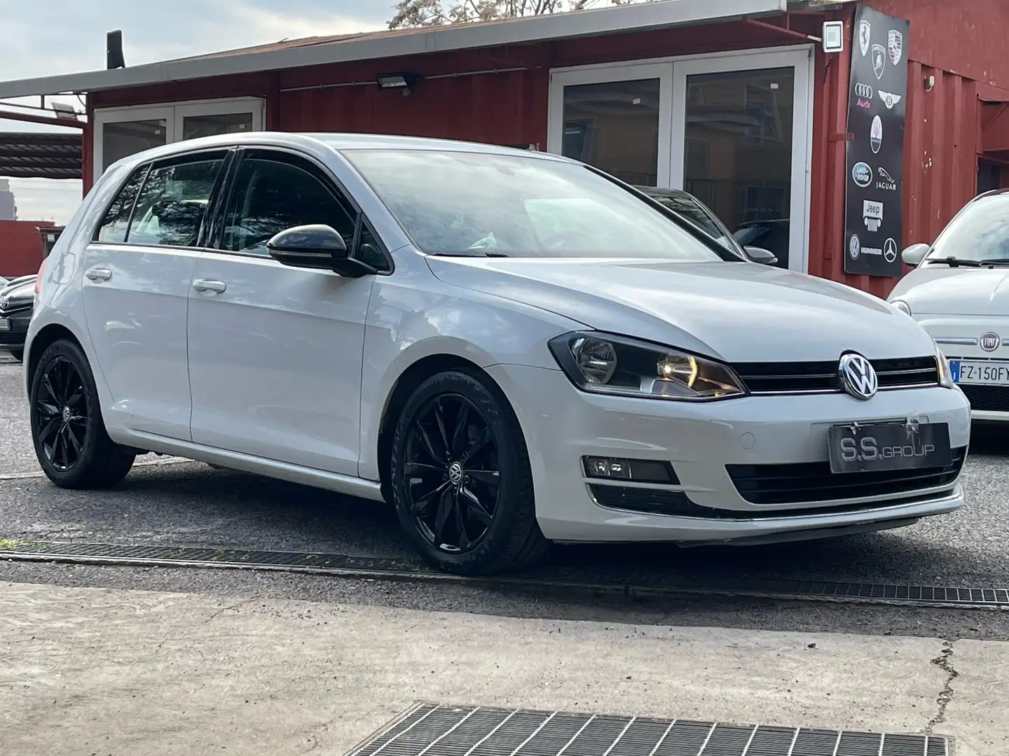 Volkswagen Golf 5p 1.6 tdi Highline-unipro-rate-black pack -rate - 1