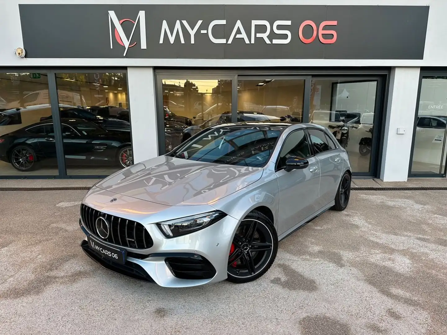 Mercedes-Benz A 45 AMG CLASSE ClasseS Mercedes-8G-DCT Speedshift  4Matic+ Stříbrná - 1