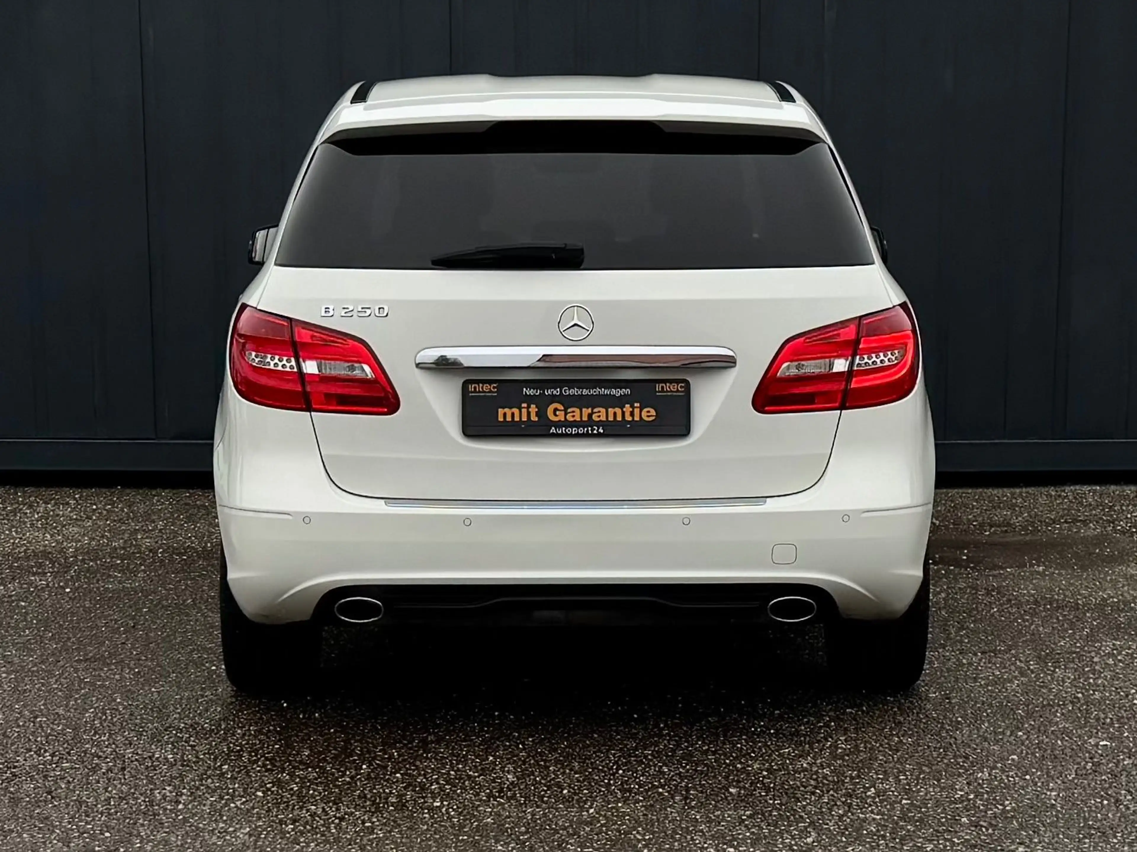Mercedes-Benz B 250 NIGHT PAKET *1 Jahr Garantie*TÜV — photo 7