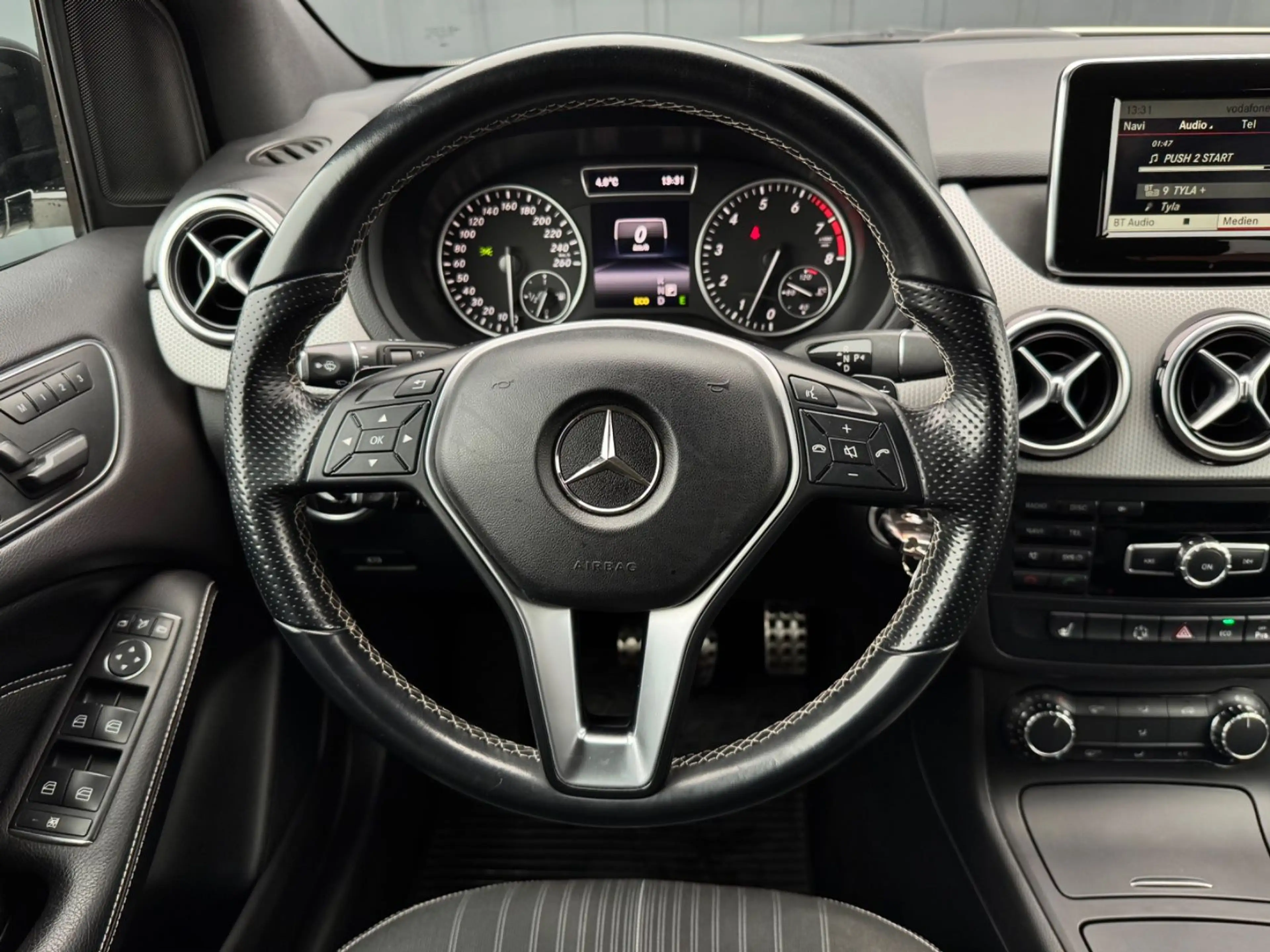 Mercedes-Benz B 250 NIGHT PAKET *1 Jahr Garantie*TÜV — photo 13