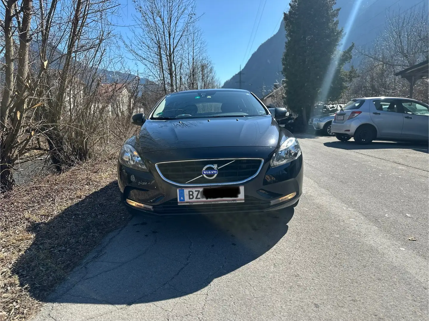 Volvo V40 T2 - 2