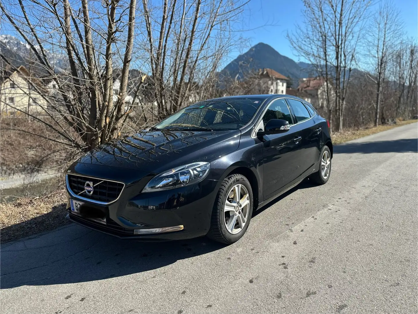 Volvo V40 T2 - 1