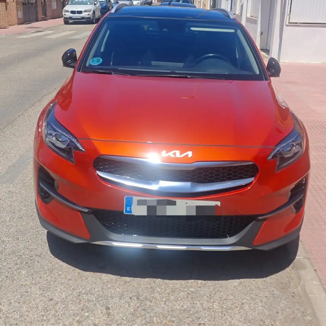 Kia XCeed 1.0 T-GDi Emotion 88kW (120CV) Naranja - 2
