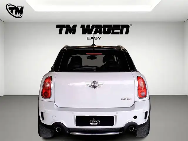 Mini Countryman view 5