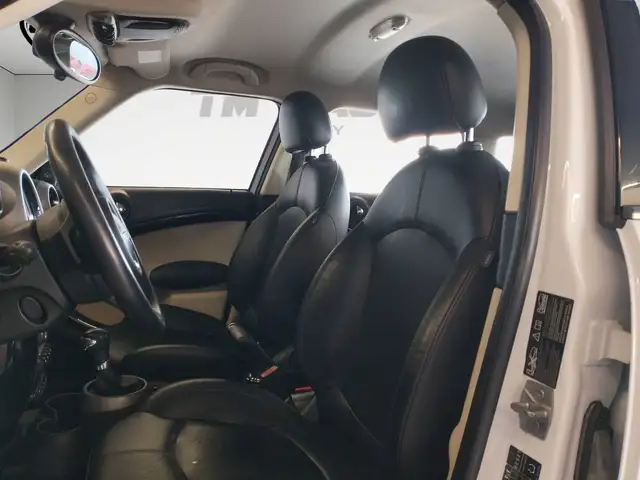 Mini Countryman view 9