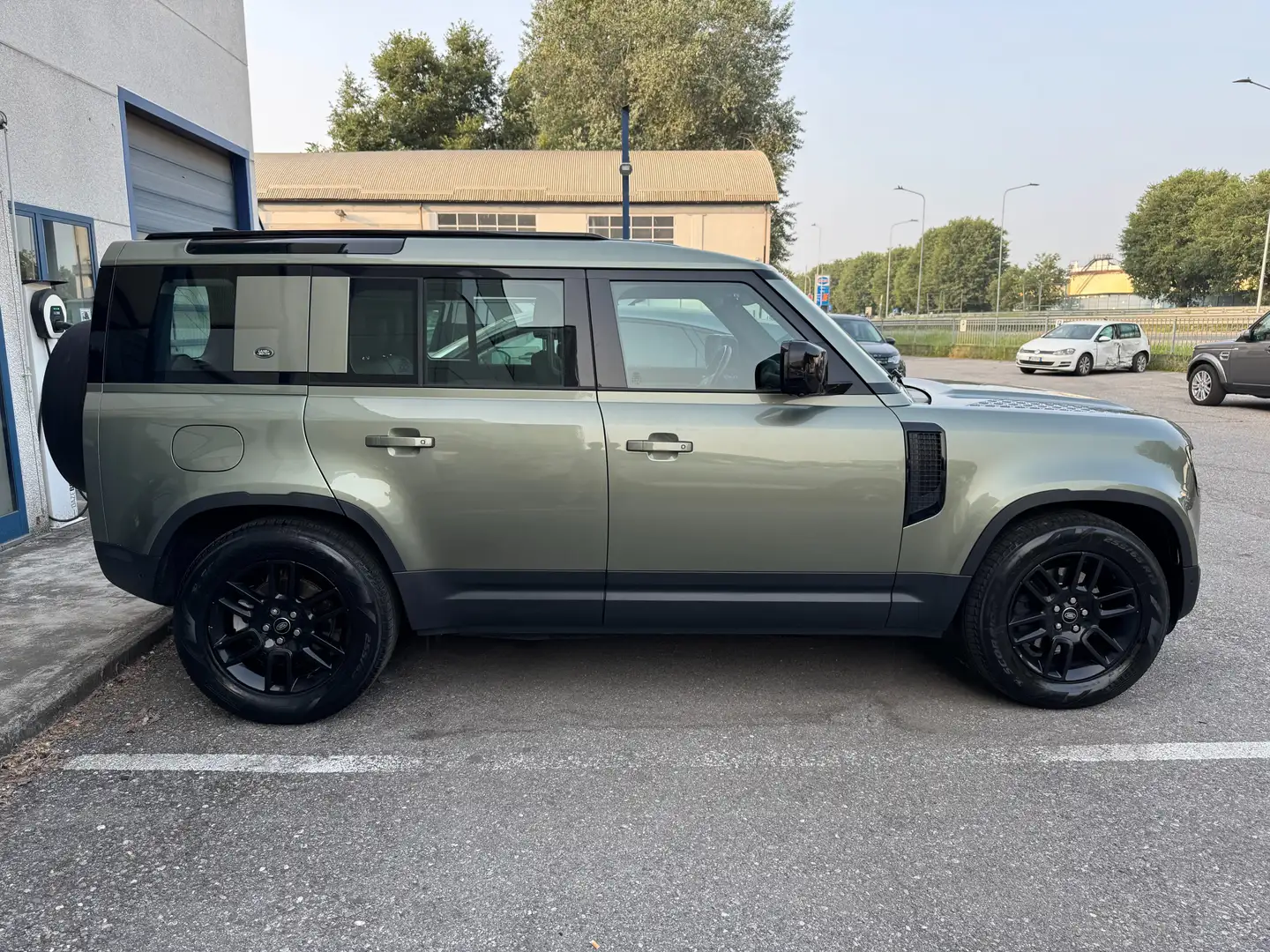 Land Rover Defender 110 3.0d i6 mhev SE awd 200cv auto AUTOCARRO Verde - 2
