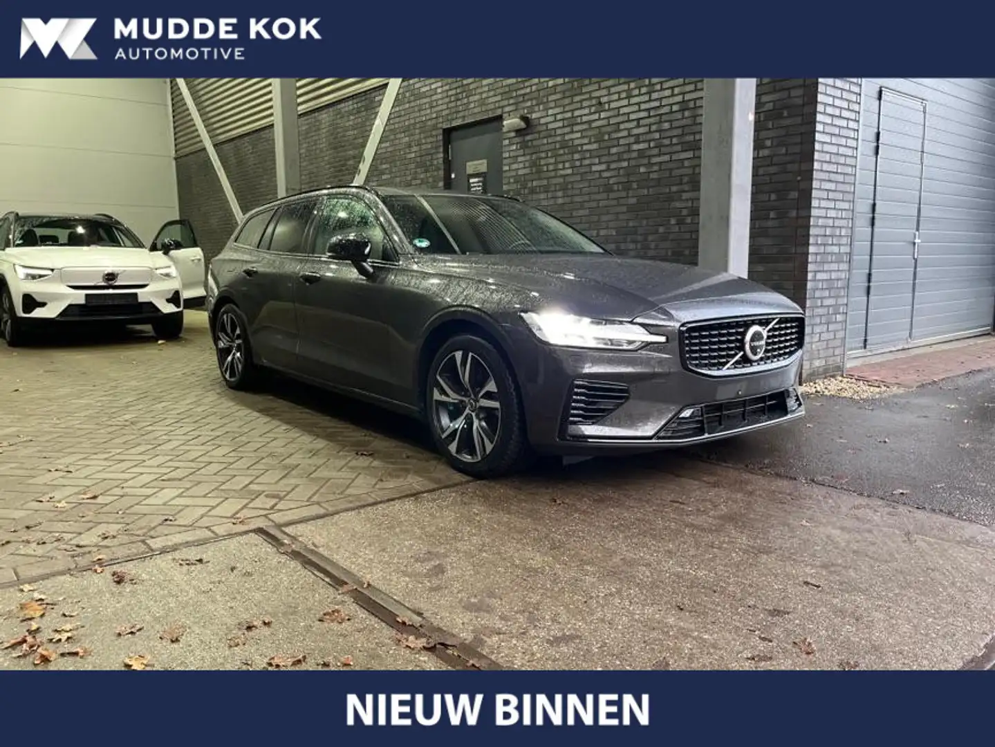 Volvo V60 T6 Plug-in hybrid Plus Dark | ACC | 360° Camera | Gri - 1