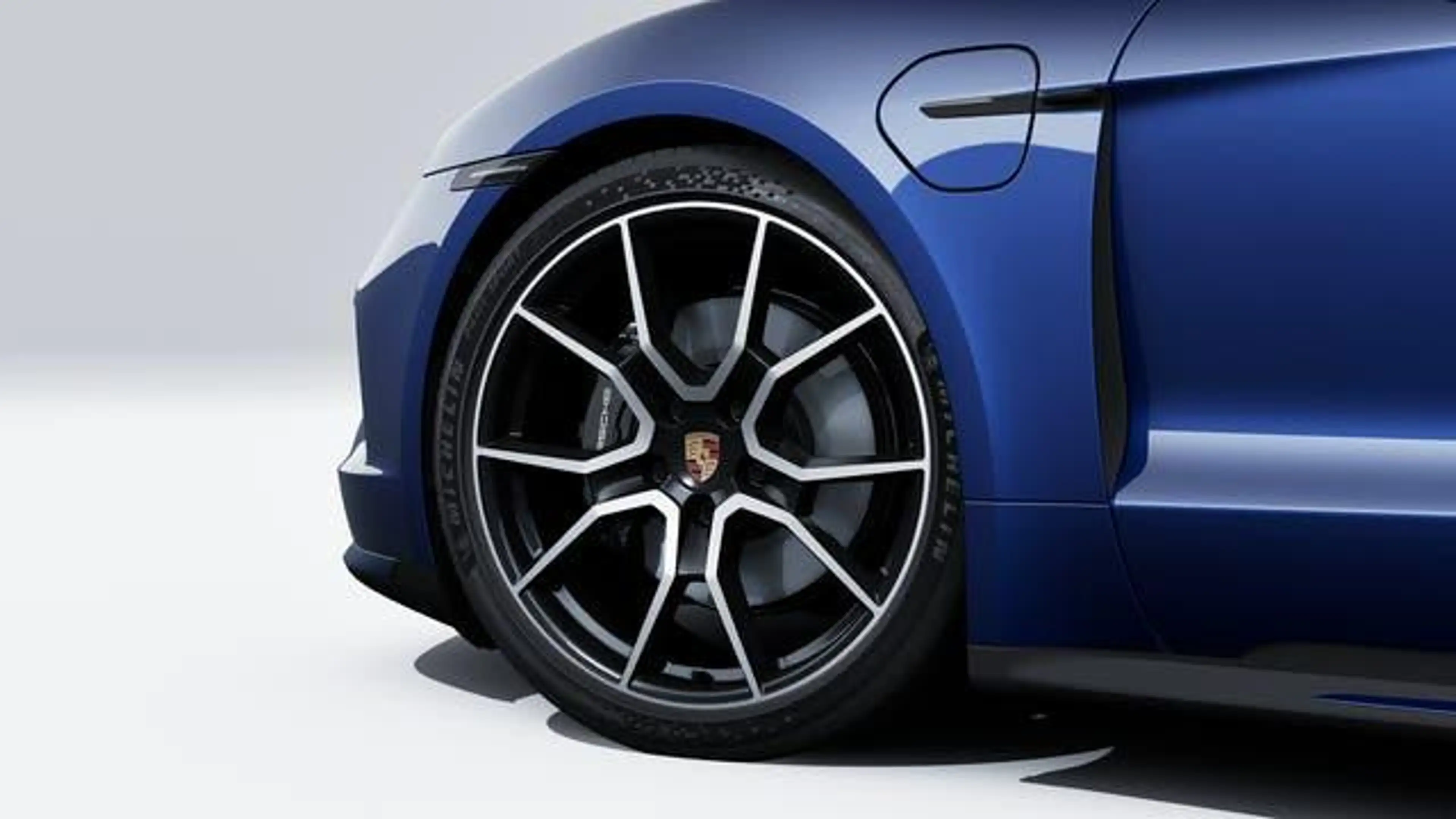 Porsche Taycan 89 kWh — photo 10