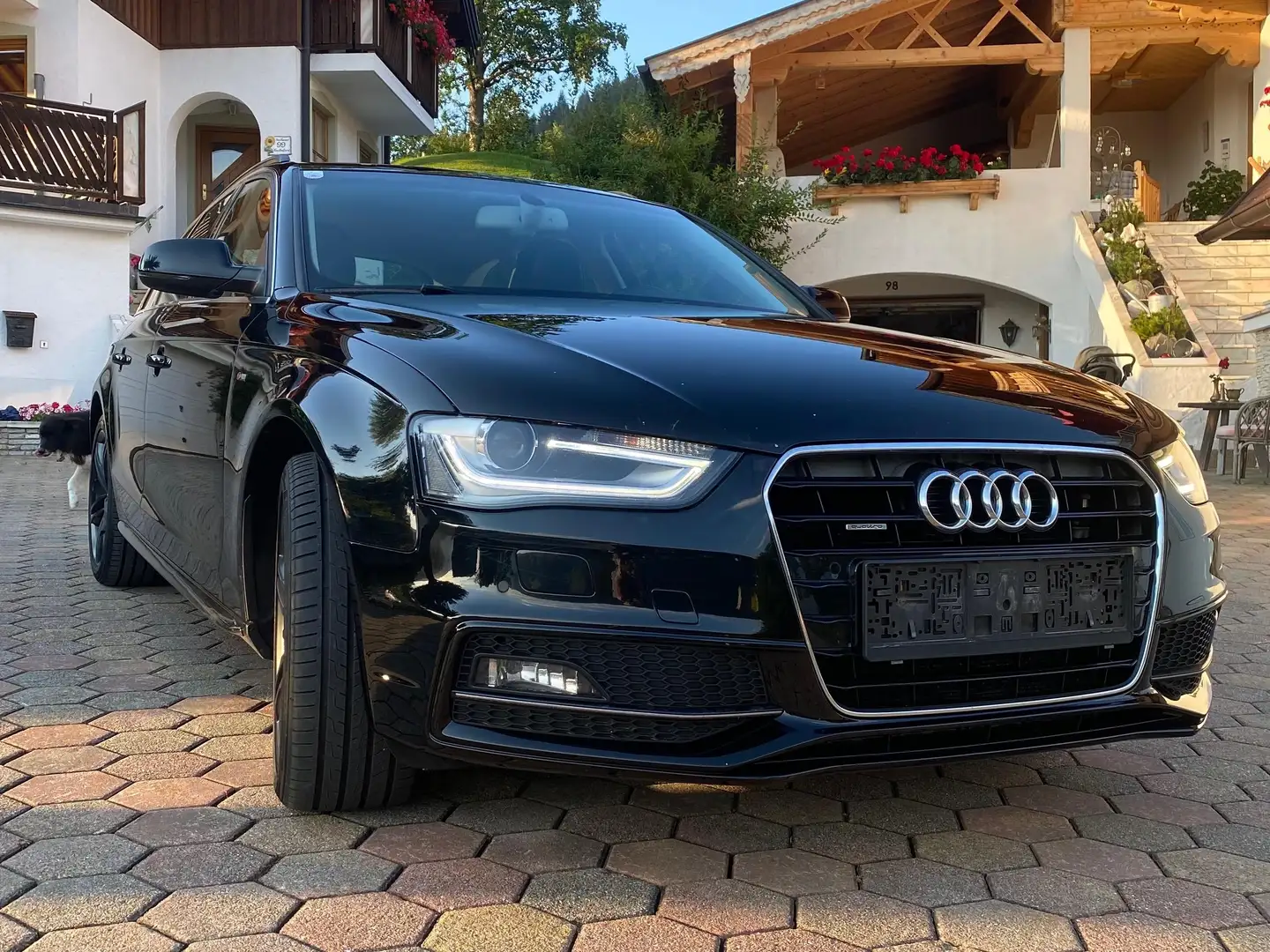 Audi A4 A4 Avant 2,0 TDI quattro Schwarz - 2
