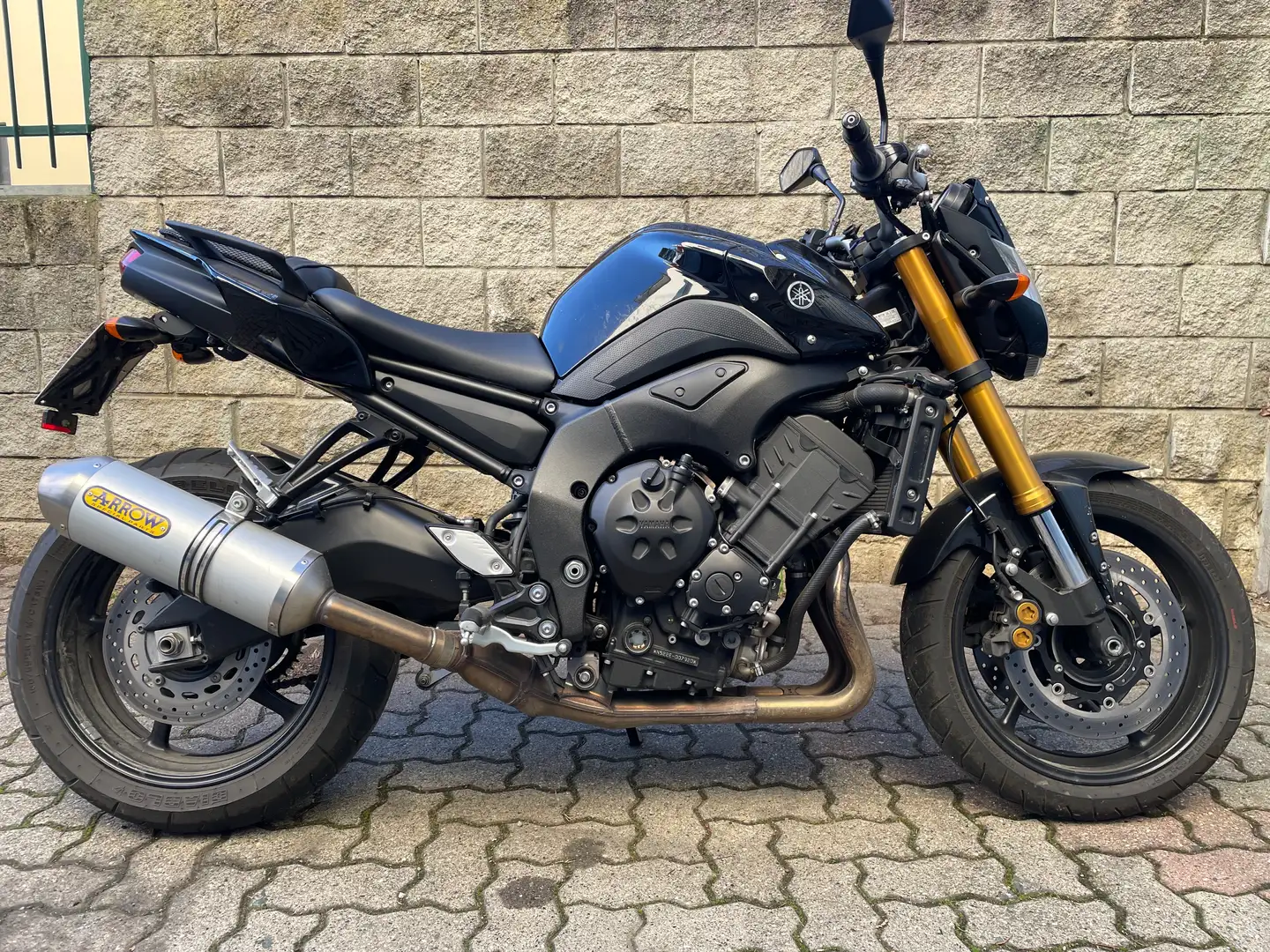 Yamaha FZ 8 Negro - 1