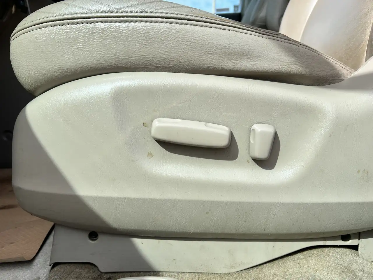 Toyota Sienna снимка Toyota Sienna