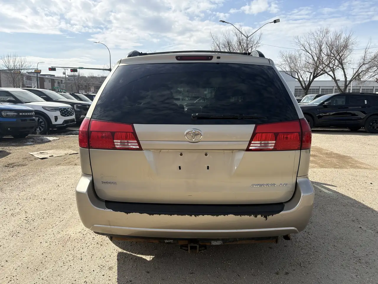 Toyota Sienna снимка Toyota Sienna