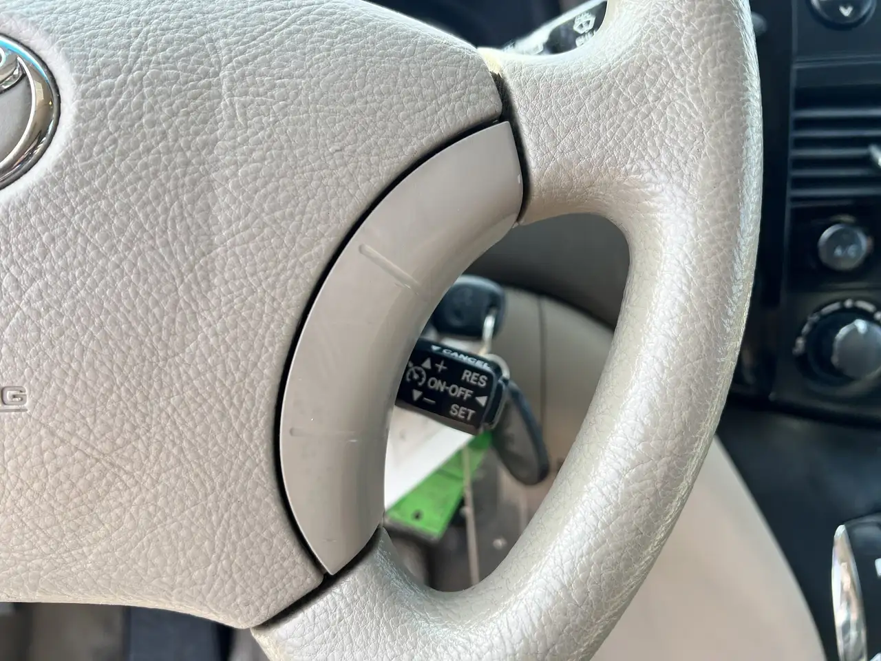 Toyota Sienna снимка Toyota Sienna