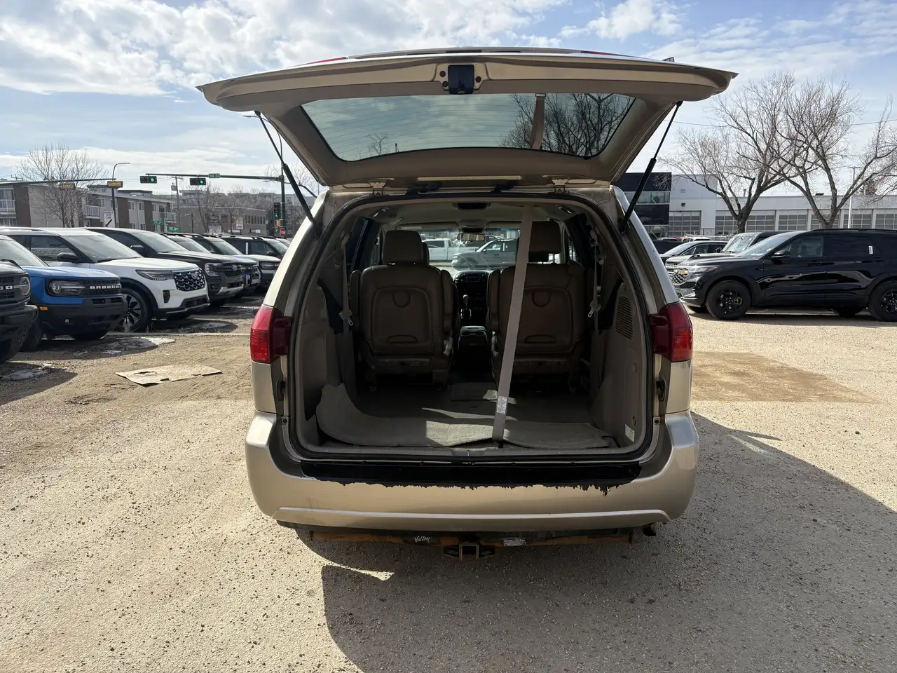 Toyota Sienna снимка Toyota Sienna