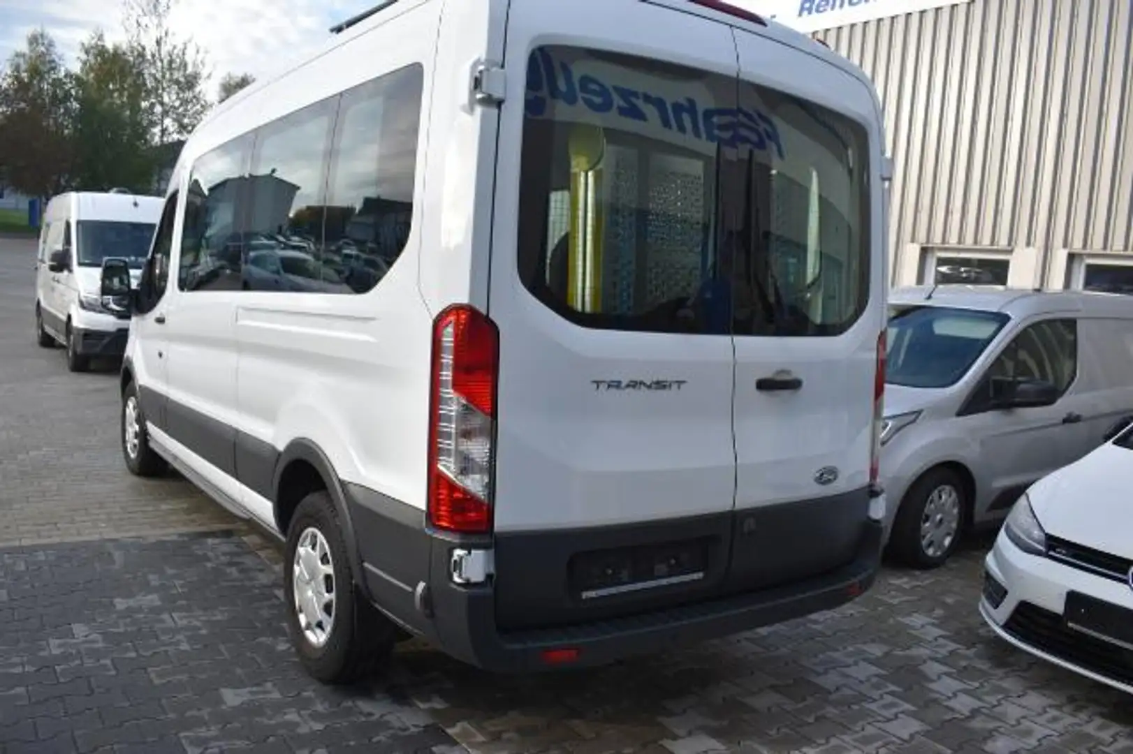 Ford Transit 2.0 EcoBlue 350 L3H2 Rollstuhlgerecht Rampe Weiß - 2