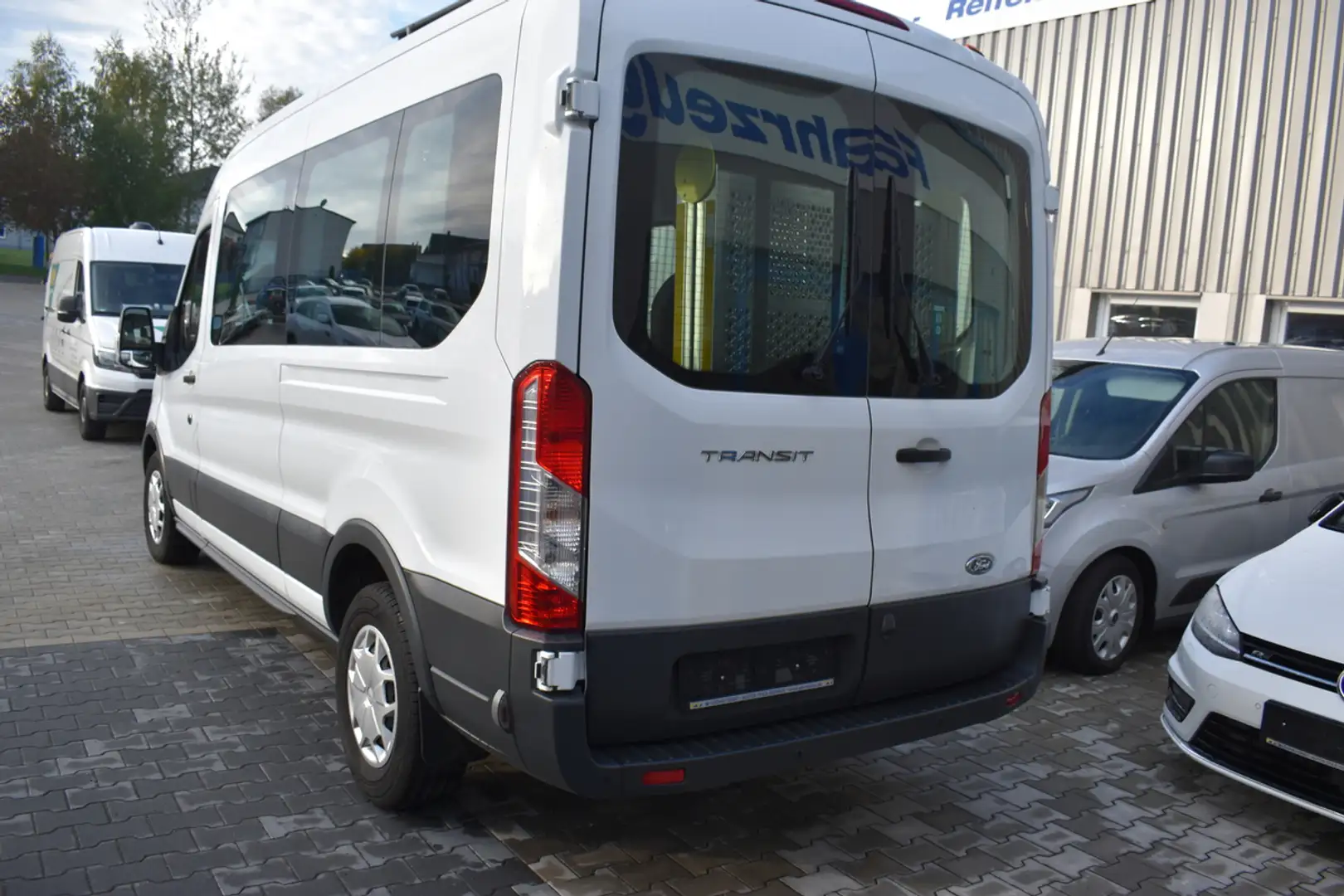 Ford Transit 2.0 EcoBlue 350 L3H2 Trend Rollstuhlgerecht Rampe Weiß - 2