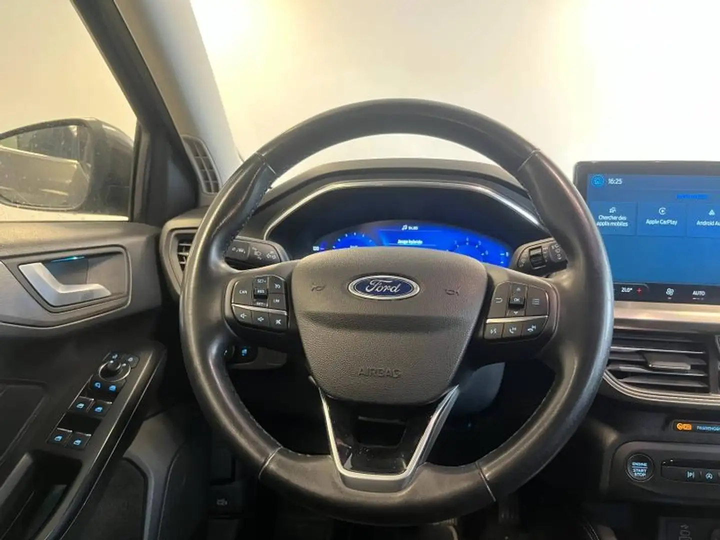 Ford Focus 1.0 Flexifuel mHEV 125ch Titanium X Business + PAC Szary - 2