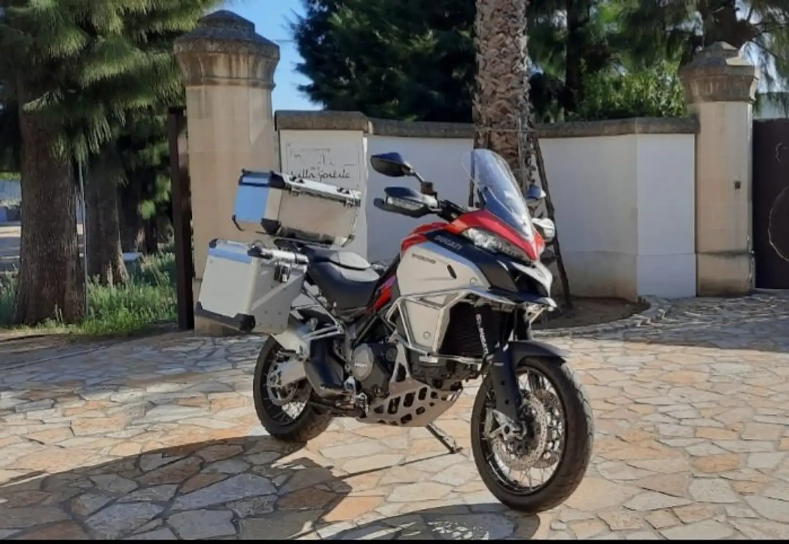 Ducati Multistrada 1260 Enduro Rouge - 1