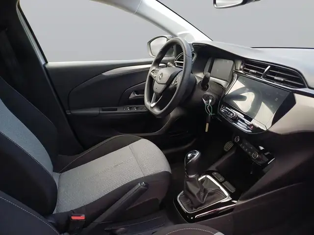 Opel Corsa view 11