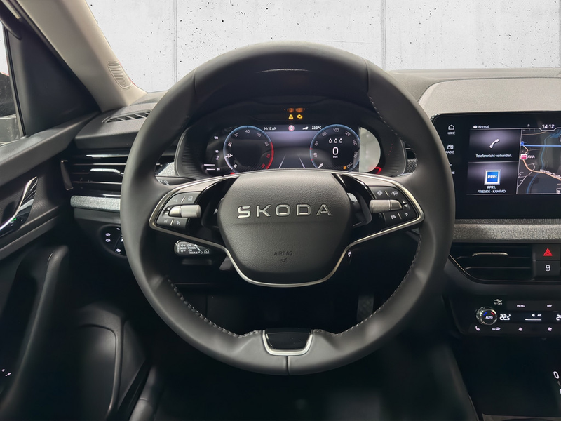 Skoda Kamiq Tour 1.0 TSI PDC ACC LED NAVI AHK — photo 14
