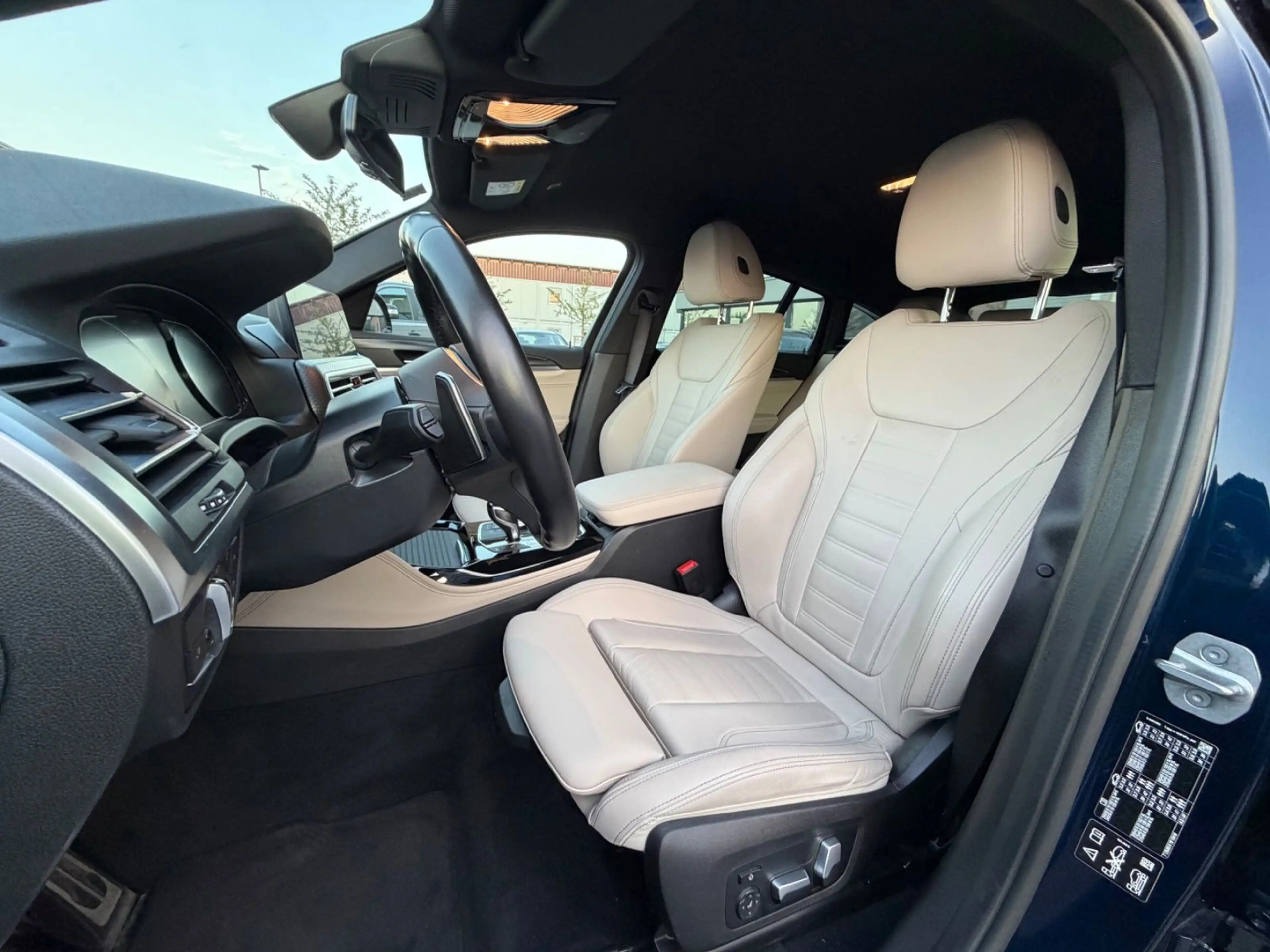 BMW X4 xDrive 20 d M Sport — photo 9