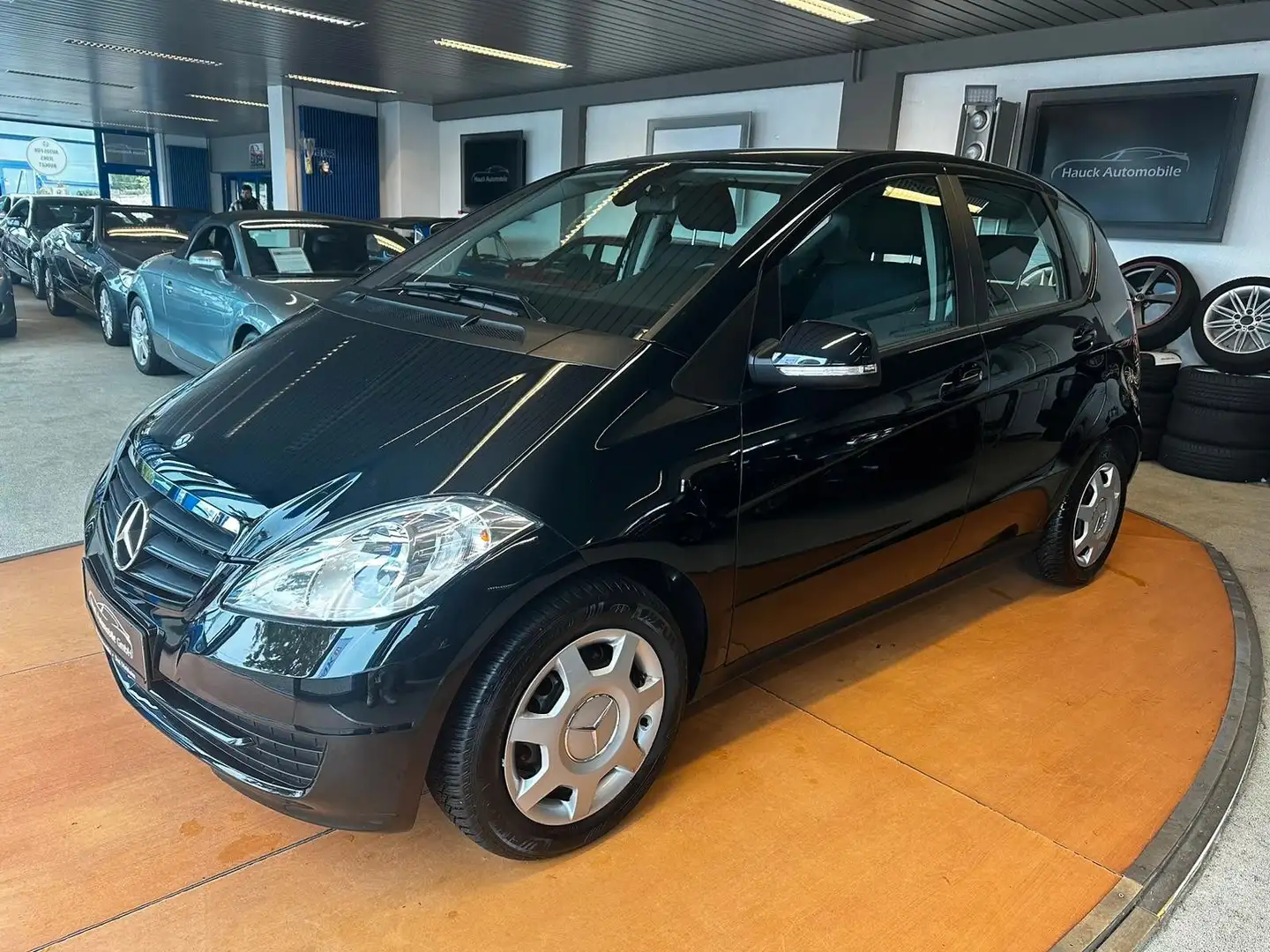 Mercedes-Benz A 160 /AUTOMATIK./SHZ/KLIMA/MFL Schwarz - 1