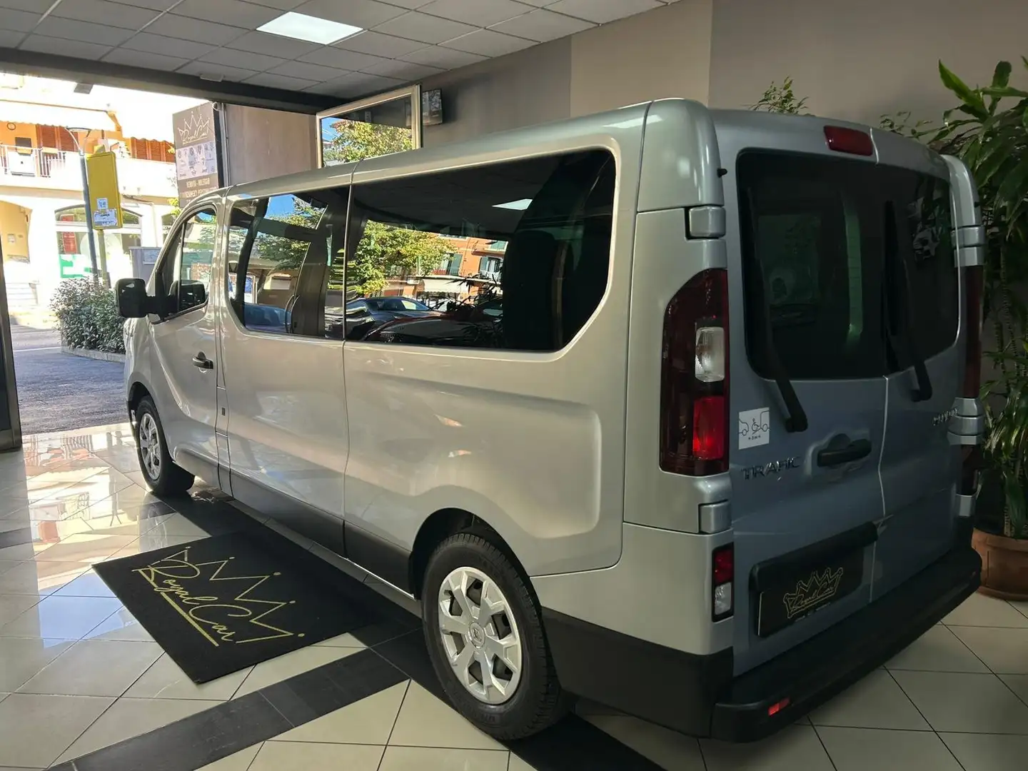 Renault Trafic dCi 150CV PL 9 POSTI IVA COMPRESA Argento - 2