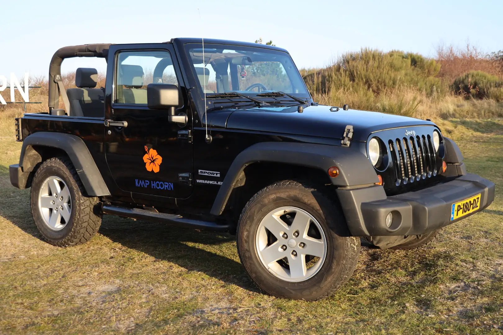 Jeep Wrangler 2.8+CRD+Sport Zwart - 1