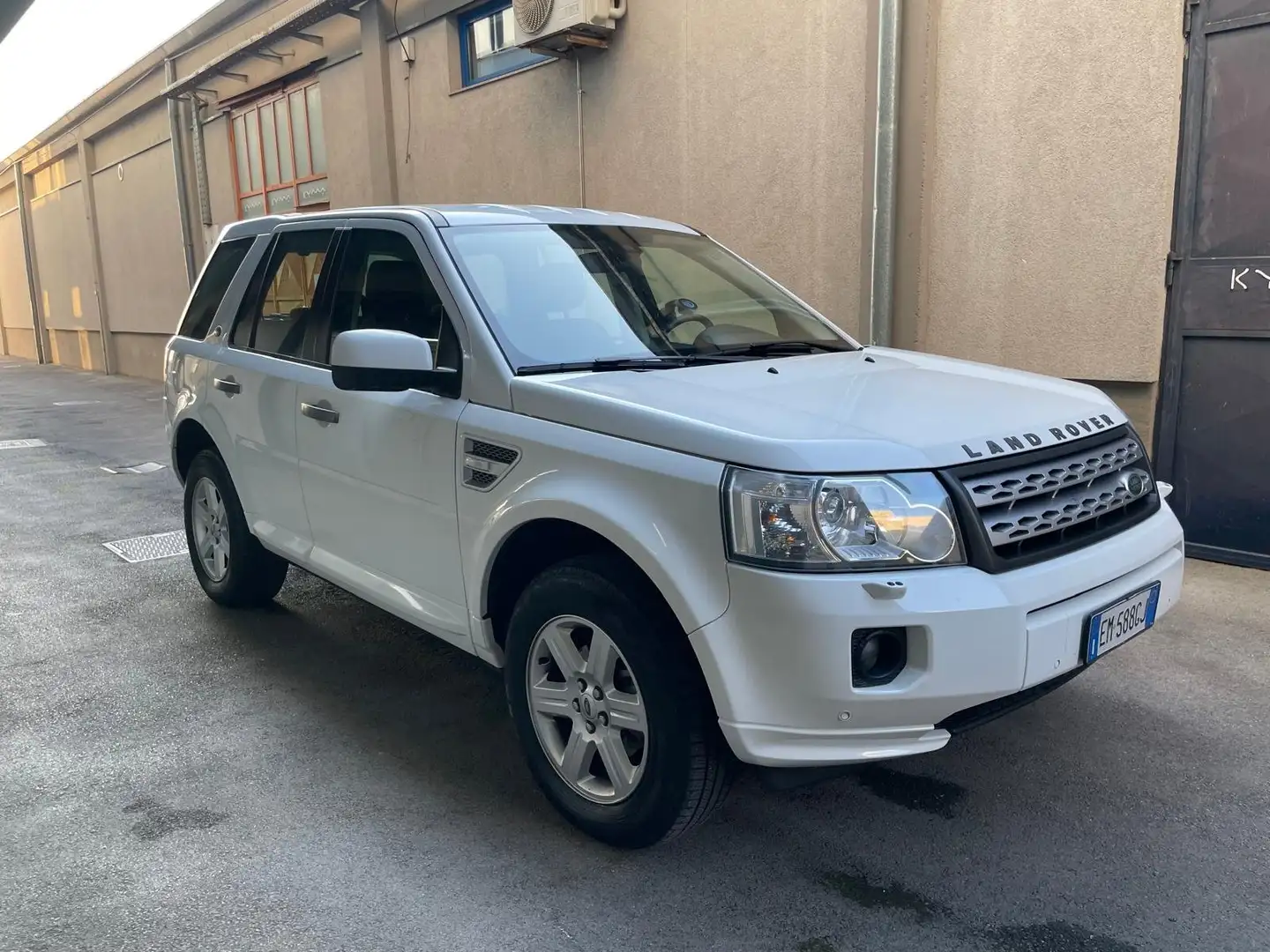 Land Rover Freelander Freelander II 2011 2.2 sd4 S 190cv auto Fehér - 2