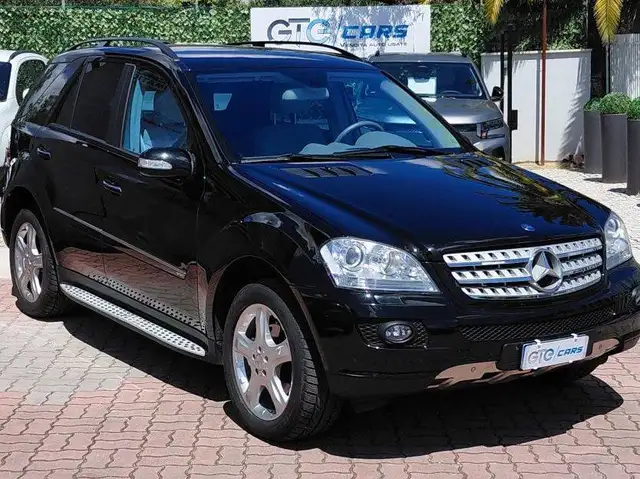 Mercedes-Benz ML 320