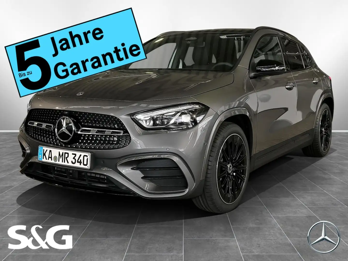 Mercedes-Benz GLA 200 AMG MBUX+RüKam+M-LED+Pano+AHK+Night+DAB+ Grau - 1